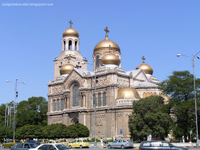Варна. Кафедральный собор Святого Успения Богородицы изменить